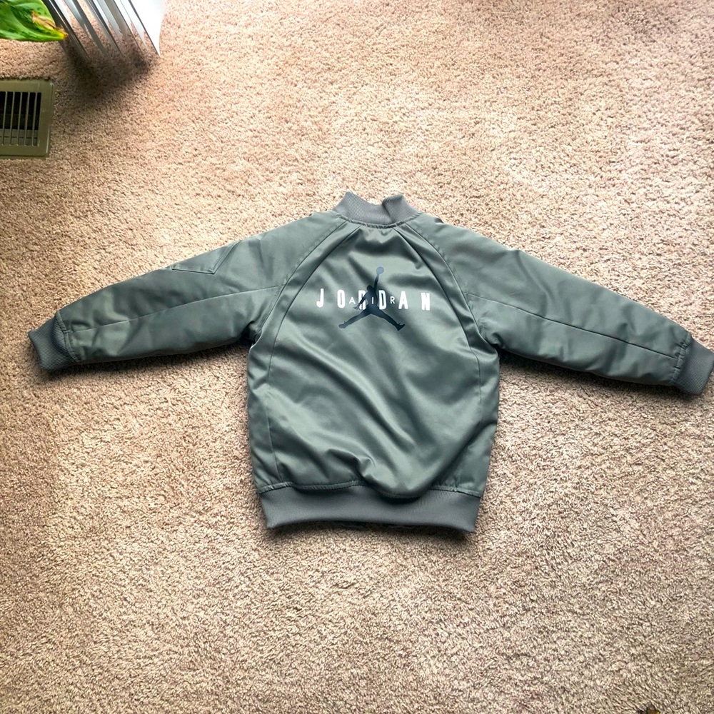 Jacket - Picture 2 of 7